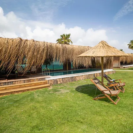 Flora Garden - Couples Concept - Adults Over 16 Only 5*