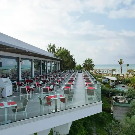 Flora Garden - Couples Concept - Adults Over 16 Only Kızılot